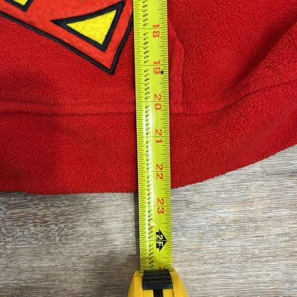 Kid’s Superman red hooded zip up sweatshirt with pockets size Medium Warner Bros - Picture 8 of 10